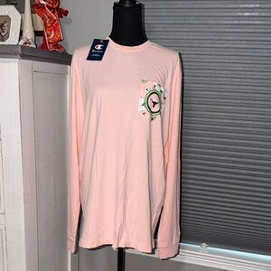 🫶🏼Champion women’s Long-Sleeve Pocket Tee/Light Pink with Floral Pocket size L
